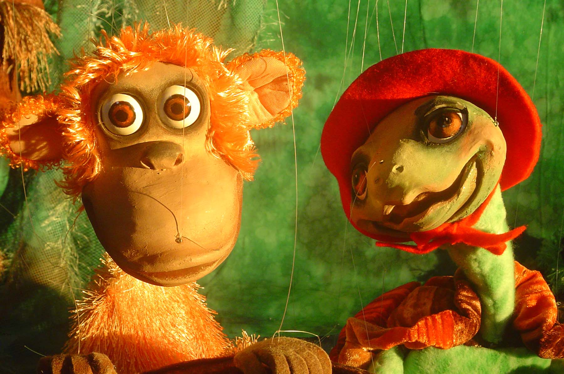 PuppetART-banana-for-turtle-01.jpg