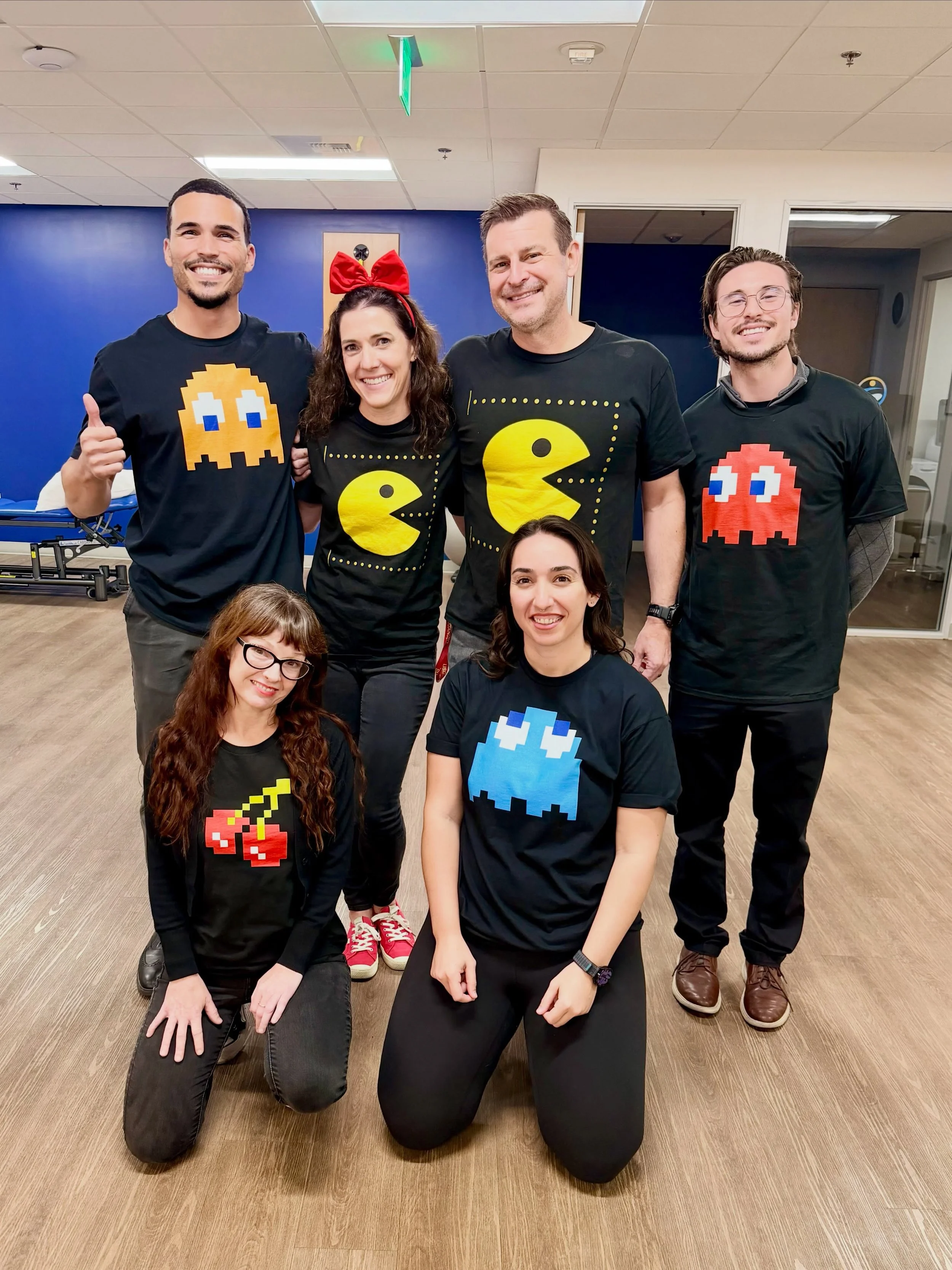 Happy Halloween from all of us at NeuroSport! 👻🍒

Virginia &amp; Caitlin slipped through the warp tunnel today! But we&rsquo;ll see them on the other side 😆

Of course, Penny dressed as a bee, is the star of the show 💛

#pacman #happyhalloween #n