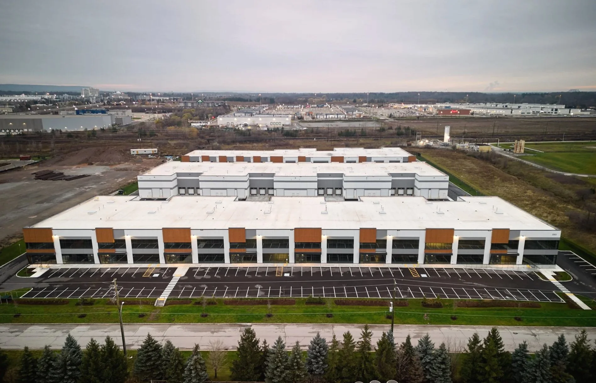 2024-12-20-Beedie-Three+Oaks+Oakville-Brandon-Marsh-Photography-WEB-0000.jpg