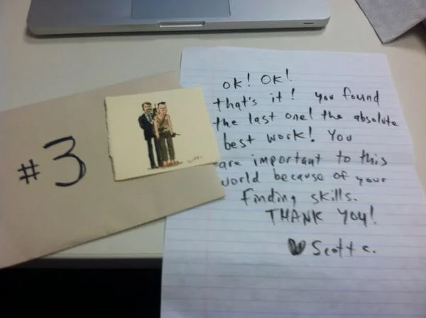This person decided to read the letter at a computer…