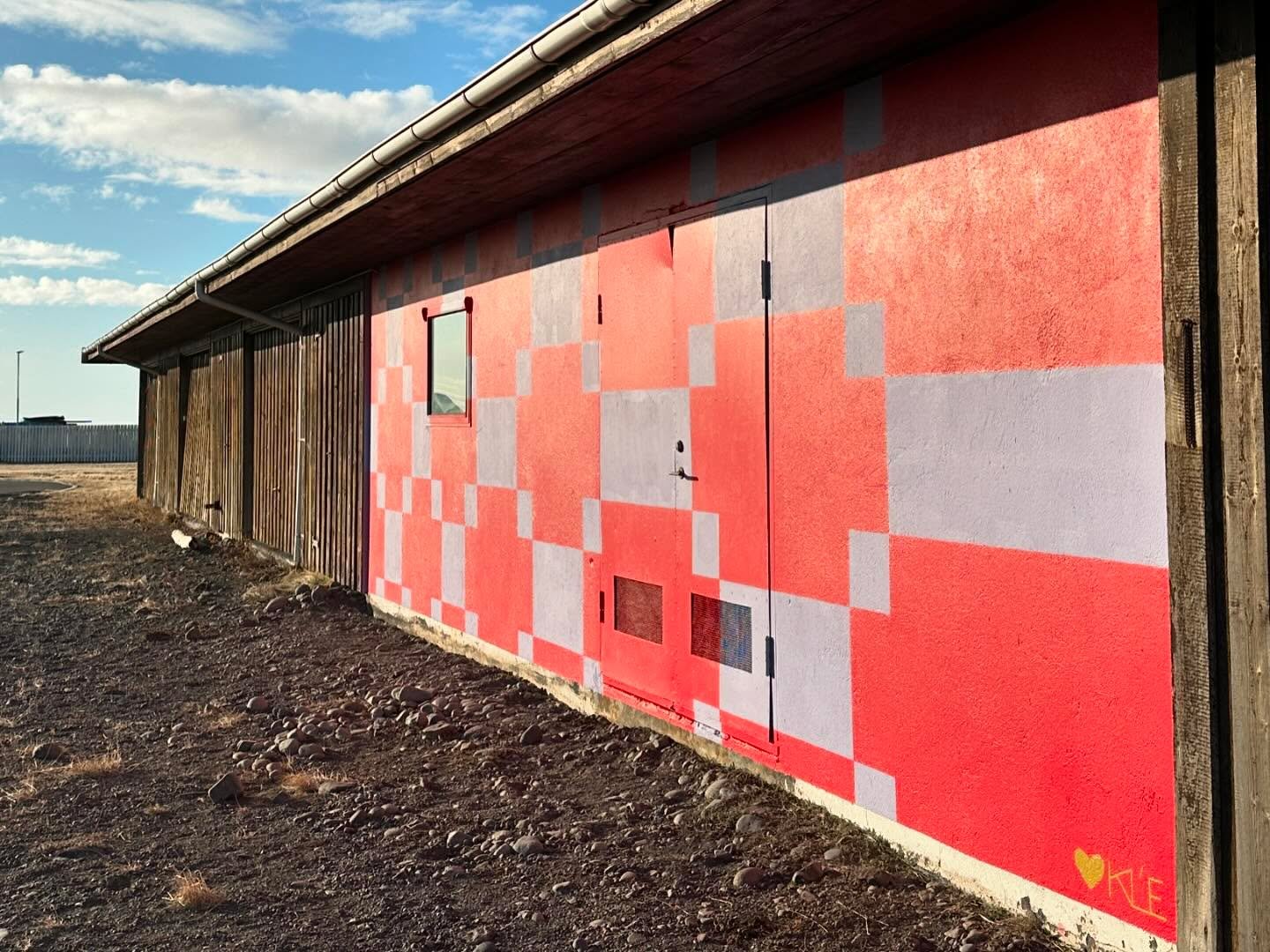 &ldquo;A love letter to Bl&ouml;ndu&oacute;s&rdquo; is a mural inspired by historic Icelandic weaving patterns and performs as way-finding signage for @textilmidstod. I am so very pleased I was able give back to this amazing place. #iceland #icelanda