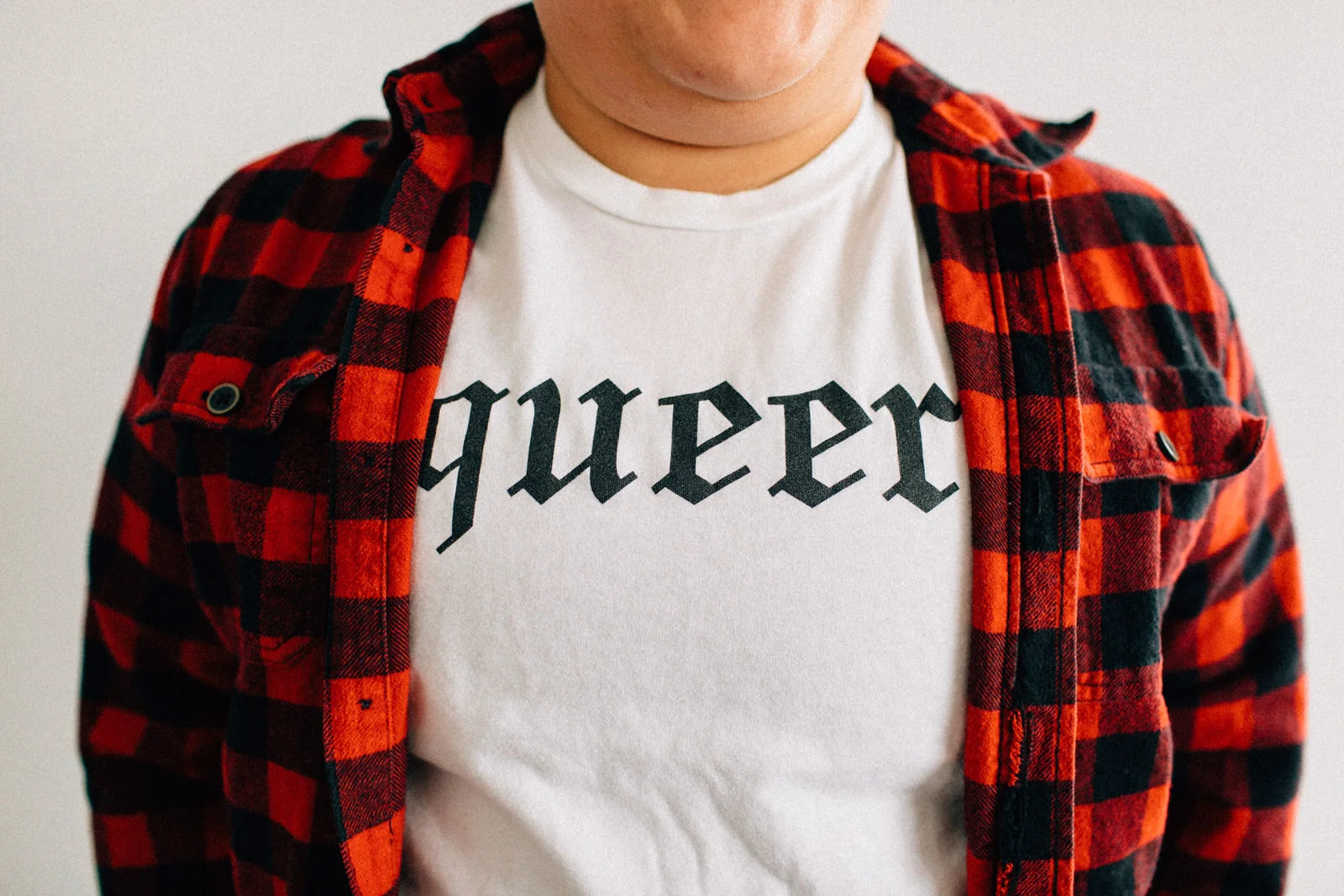 seattle feminist wedding photographer lgbtq lgbt queer wedding downtown fuck yeah weddings kendall lauren shea couples studio session nat ximena