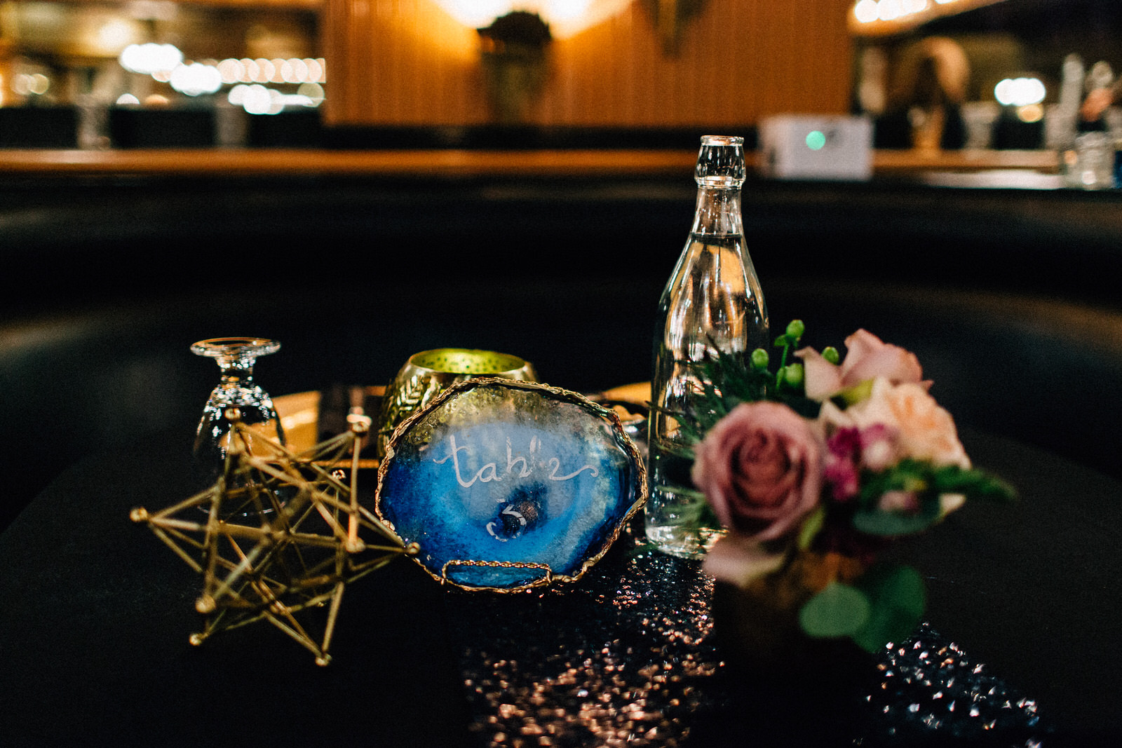 union cafe wedding seattle washington feminist photographer kendall shea night indoor ceremony reception