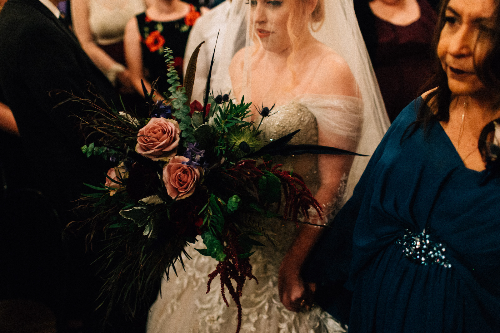 union cafe wedding seattle washington feminist photographer kendall shea night indoor ceremony reception