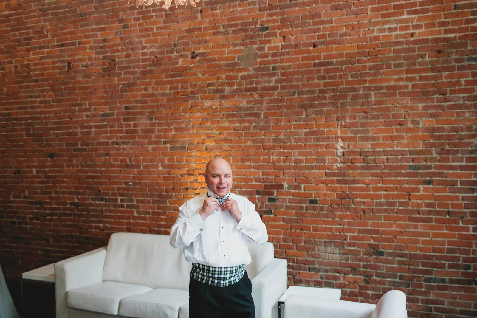 sarra mike fuck yeah weddings seattle axis pioneer squarewashington feminist wedding photographer kendall shea
