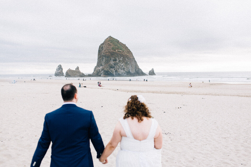 seattle wedding photographer coordinator coordination photography kendall lauren shea fuck yeah weddings elopement intimate cannon beach tacoma portland coast