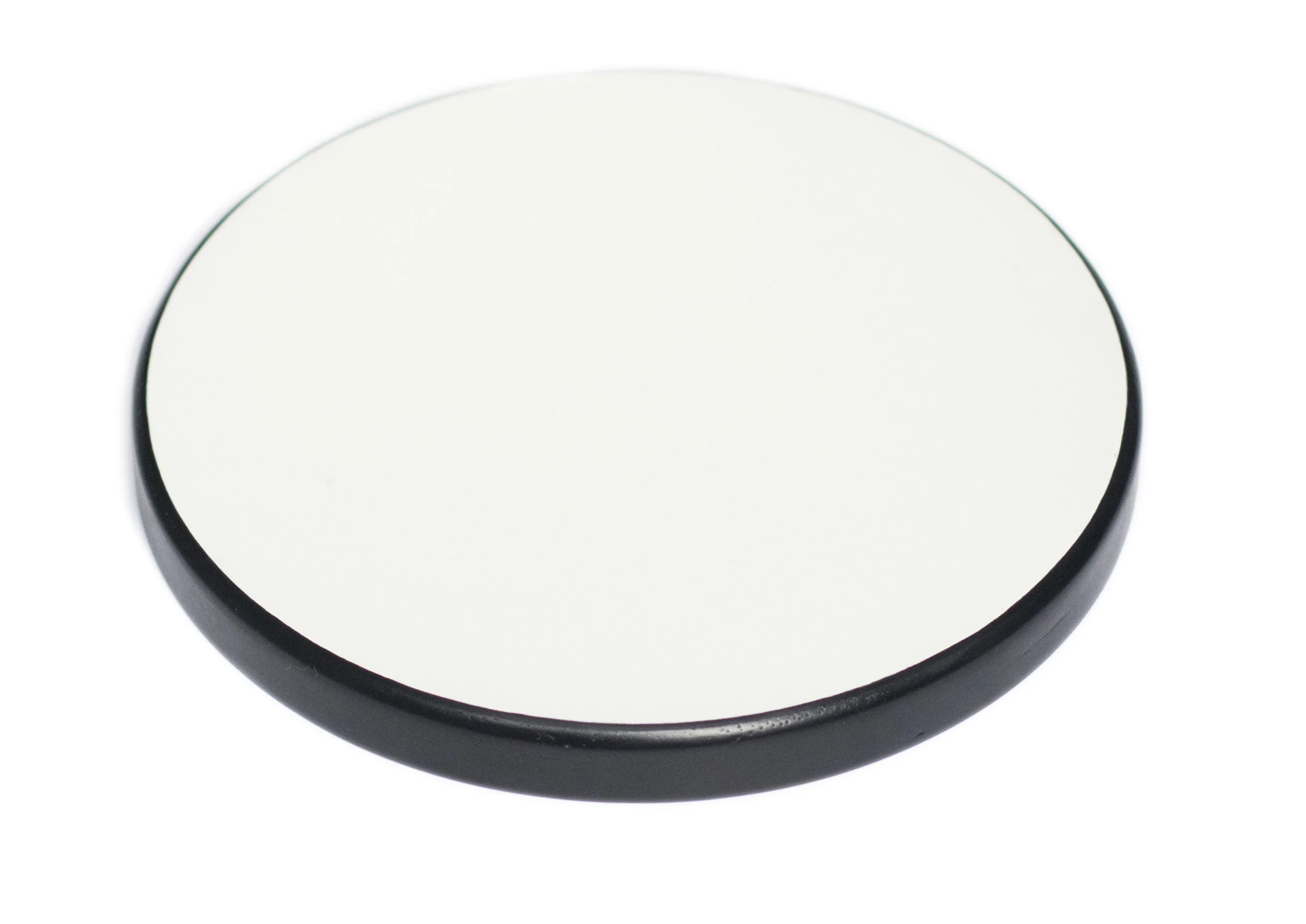 compensado naval com formica branco fosco e borda ebanizada