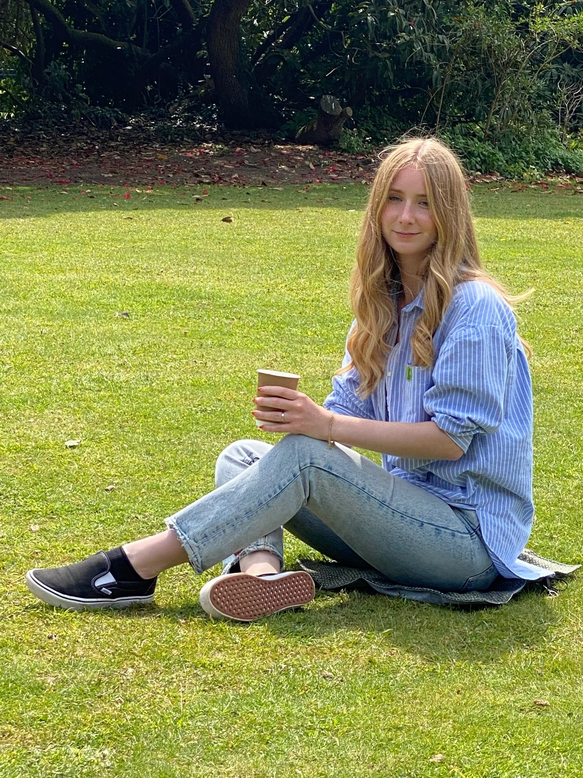 DEC51124-DE00-4D54-A47A-72E1951F6189