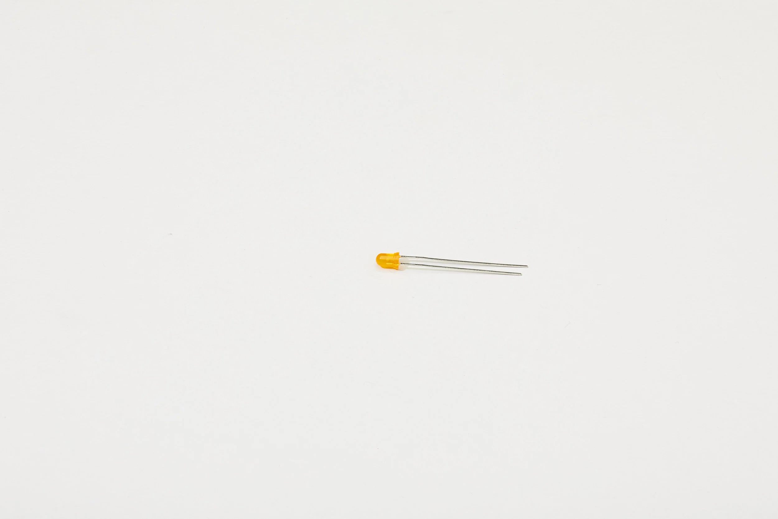 ES_3MM_LED_YELLOW_0260.jpg
