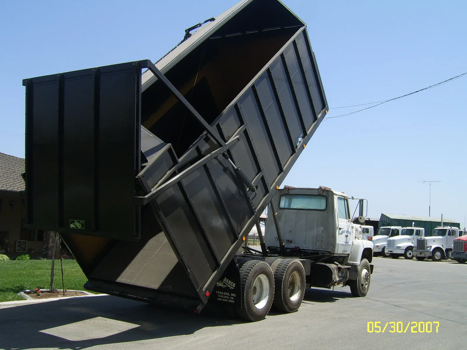 18' Truck Mount Silage Dump Bed