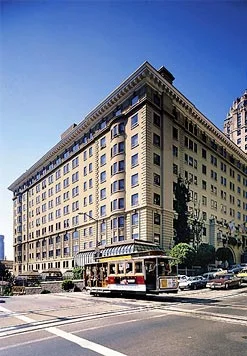 1972: Hotel Development Expands to San Francisco