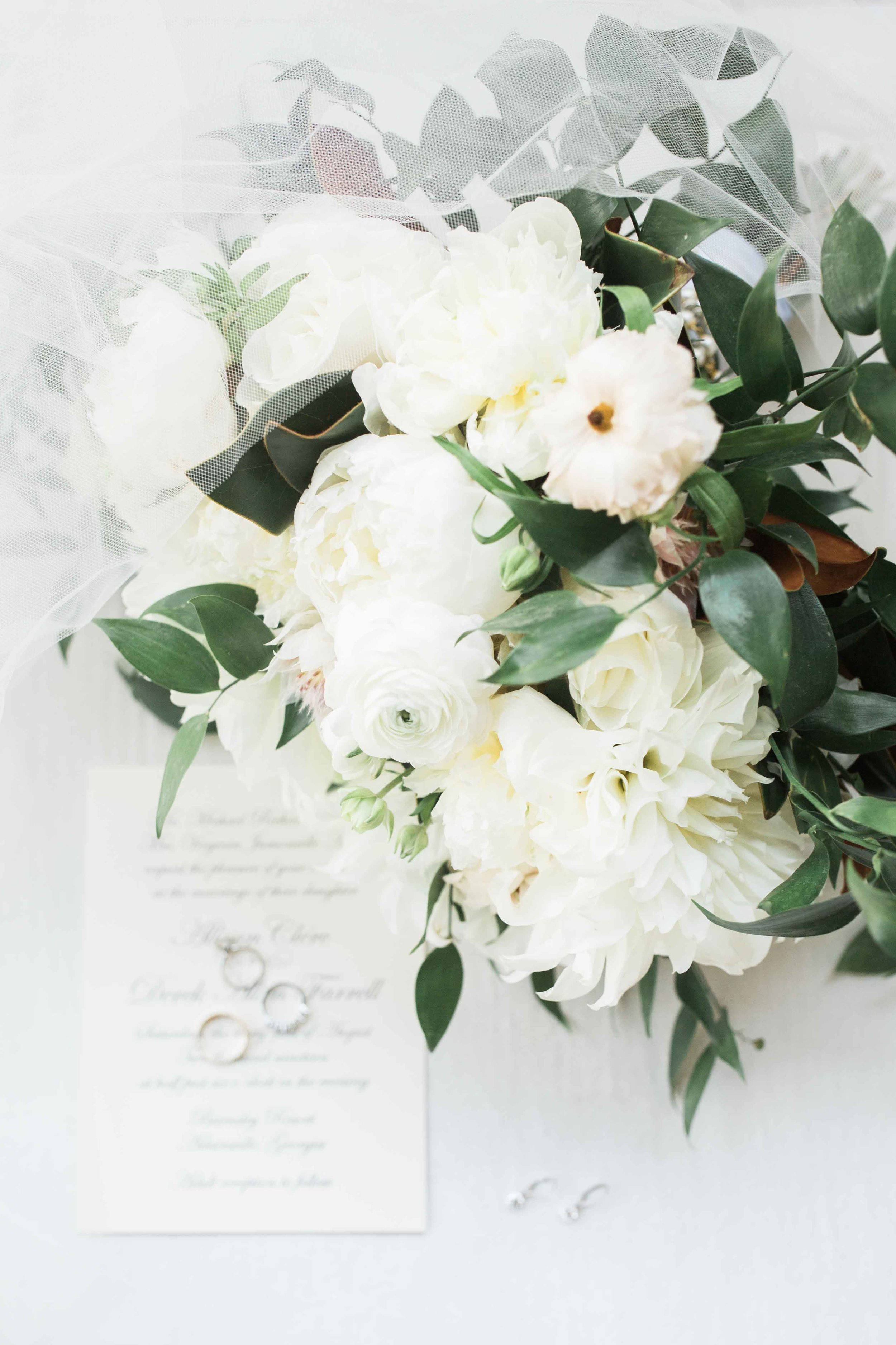 All white bridal bouquet