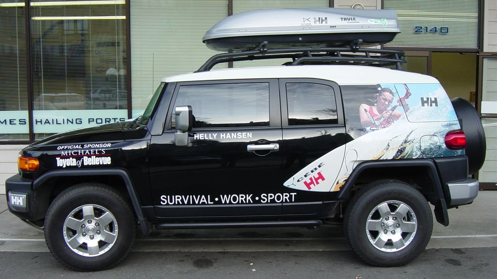 Helly Hansen 3.jpg