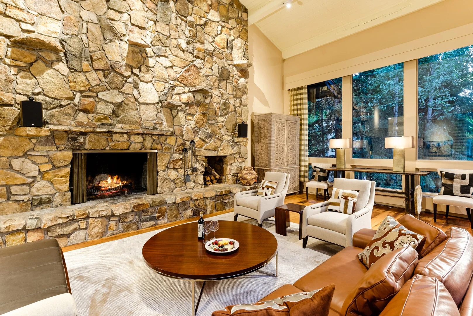 Avanti-3-Living-Room.jpg