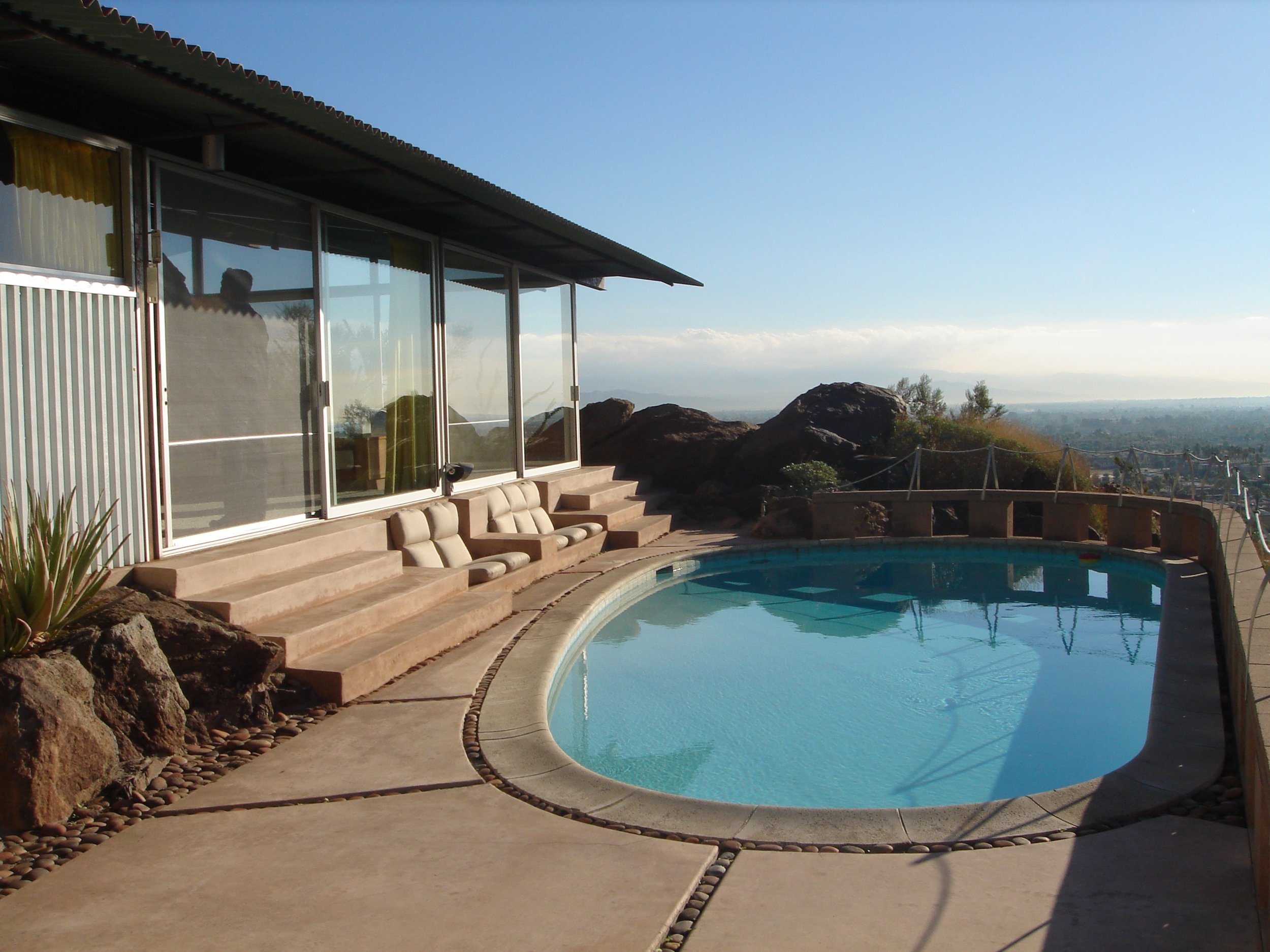 Frey House II.