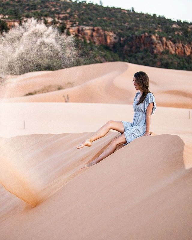 The world is our playground ✌🏼 We ran around on these dunes while the sun set, took photos because it was a v special occasion (I washed my hair🧖🏻&zwj;♀️) and felt like kids again, not wanting to leave while it was getting dark. We came back to th