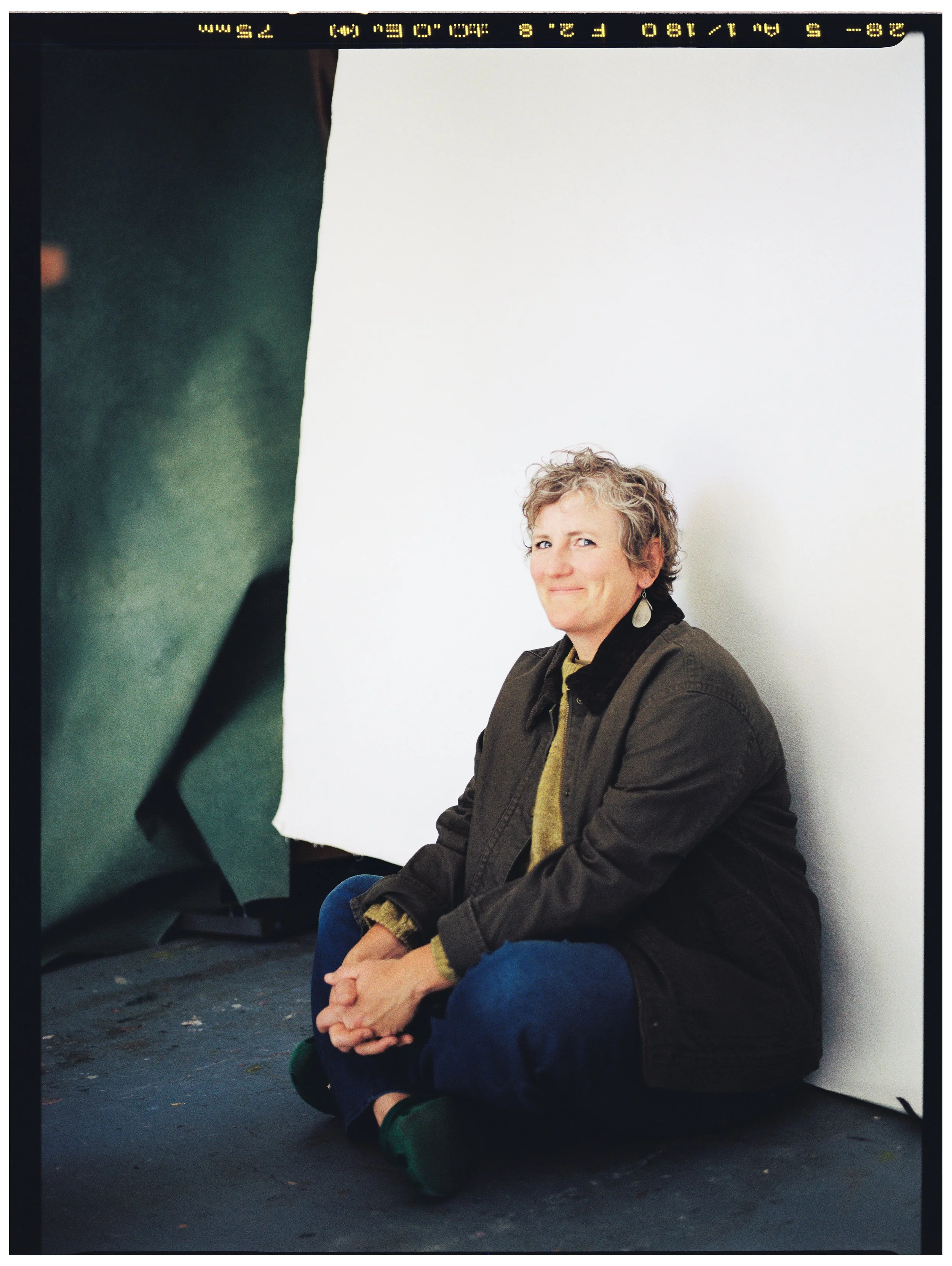 ultraviolet backdrops seamless white canvas backdrop