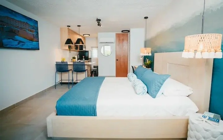 resized-image-Promo (36).jpeg