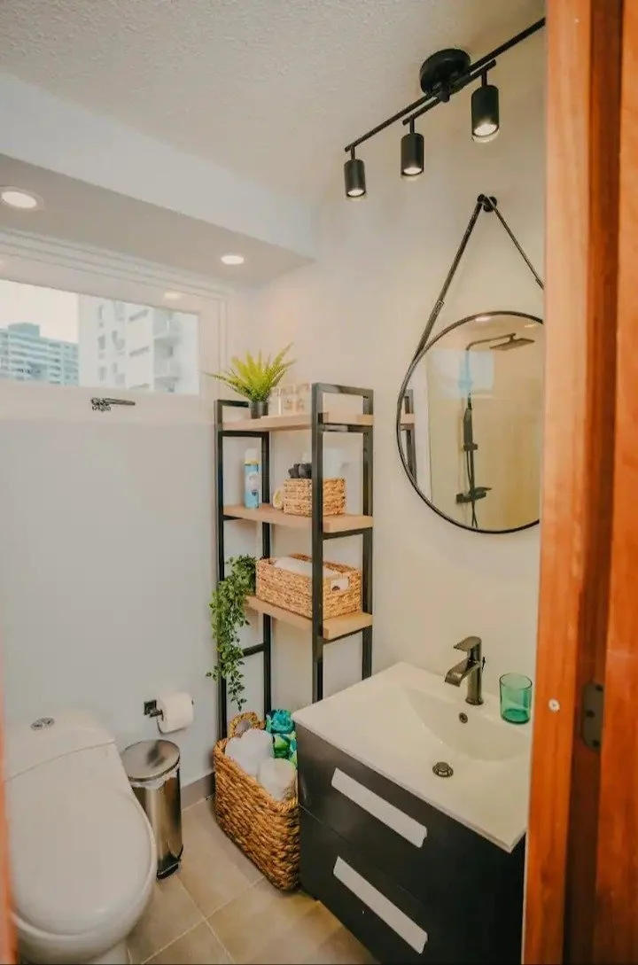 resized-image-Promo (40).jpeg