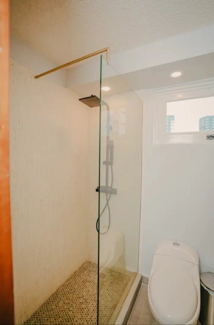 resized-image-Promo (41).jpeg