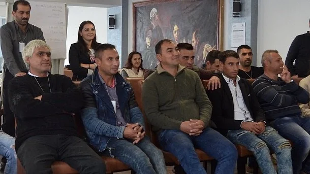 SPRING: Sprijinirea participării romilor la viața economică a comunității prin activități generatoare de venit