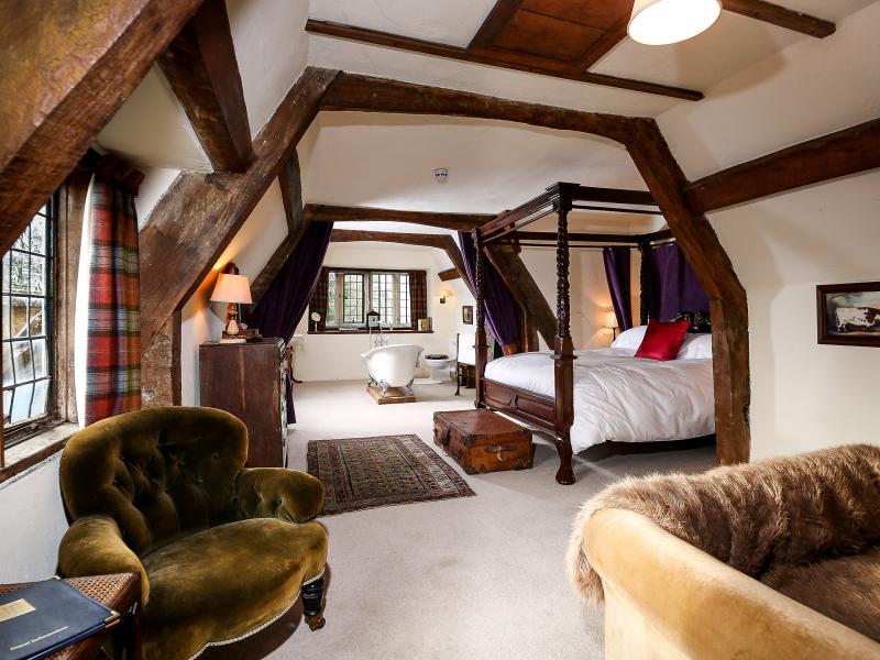 Merlin's-Room-09.jpg