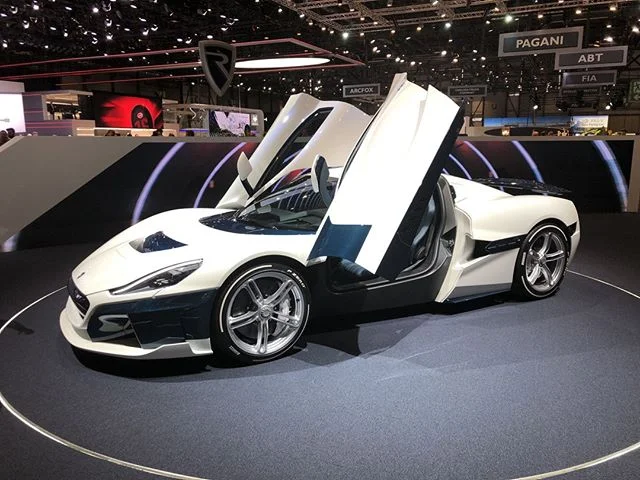 It's almost #Weekend time.. It's almost time for #SunsetGT!
Rimac C_Two confirmed ✔️ Registration link in bio.

#SunsetGT #OGaraCoach #CarsAndCoffee #CuratorsOfTheExtraordinary #RimacBeverlyHills #HypercarsEdition #Hypercars #Rimac #BeverlyHills #California #OnlyTheBest