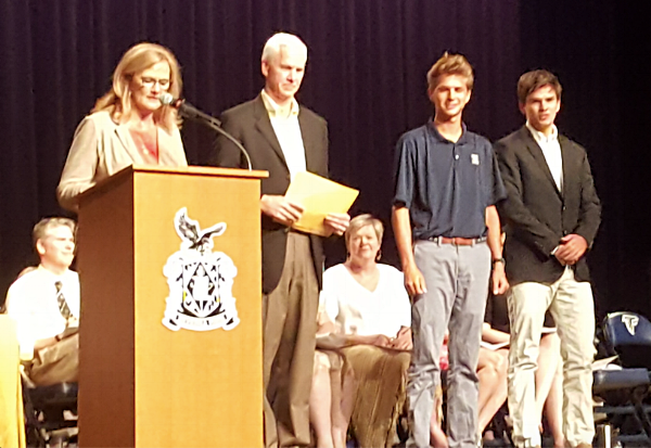 Robert Jackson & J. Cooper Clark receive their award from Sue & Jerry Knight.