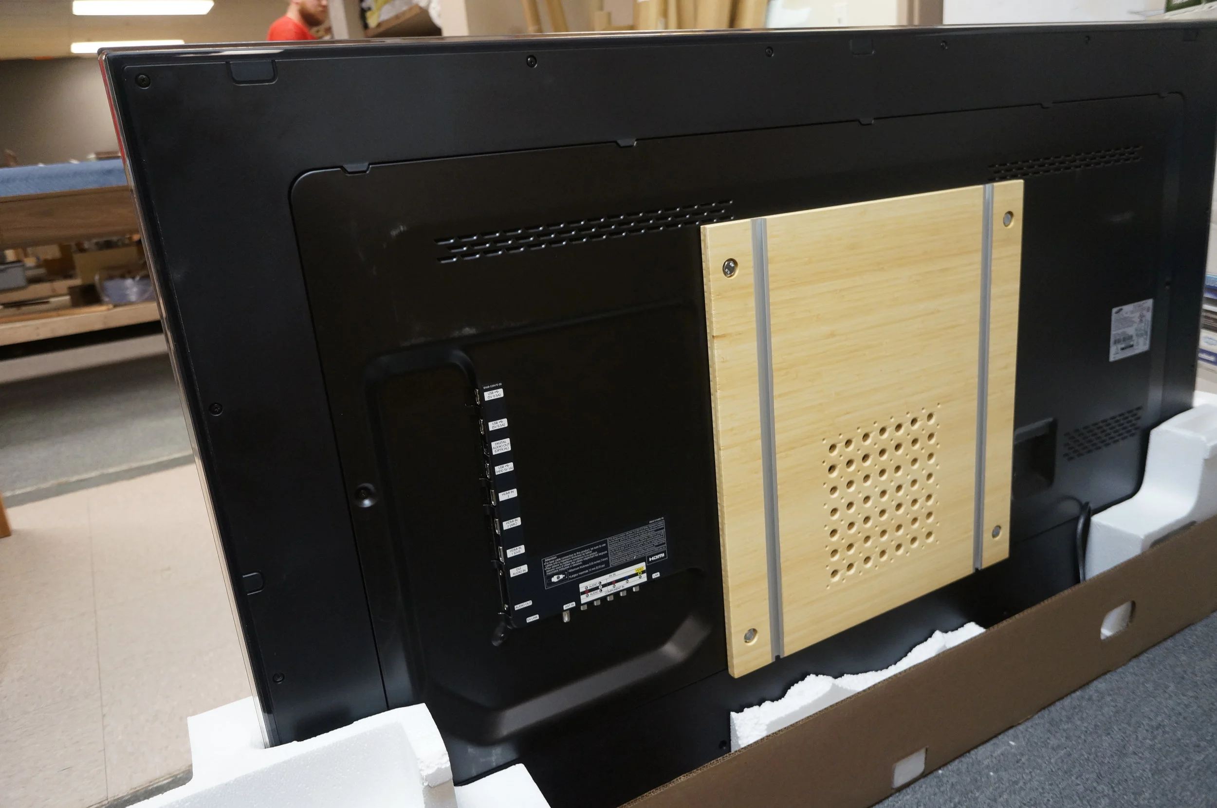  Mounting plate made to fit the VESA mounting points and allow for ventilation 