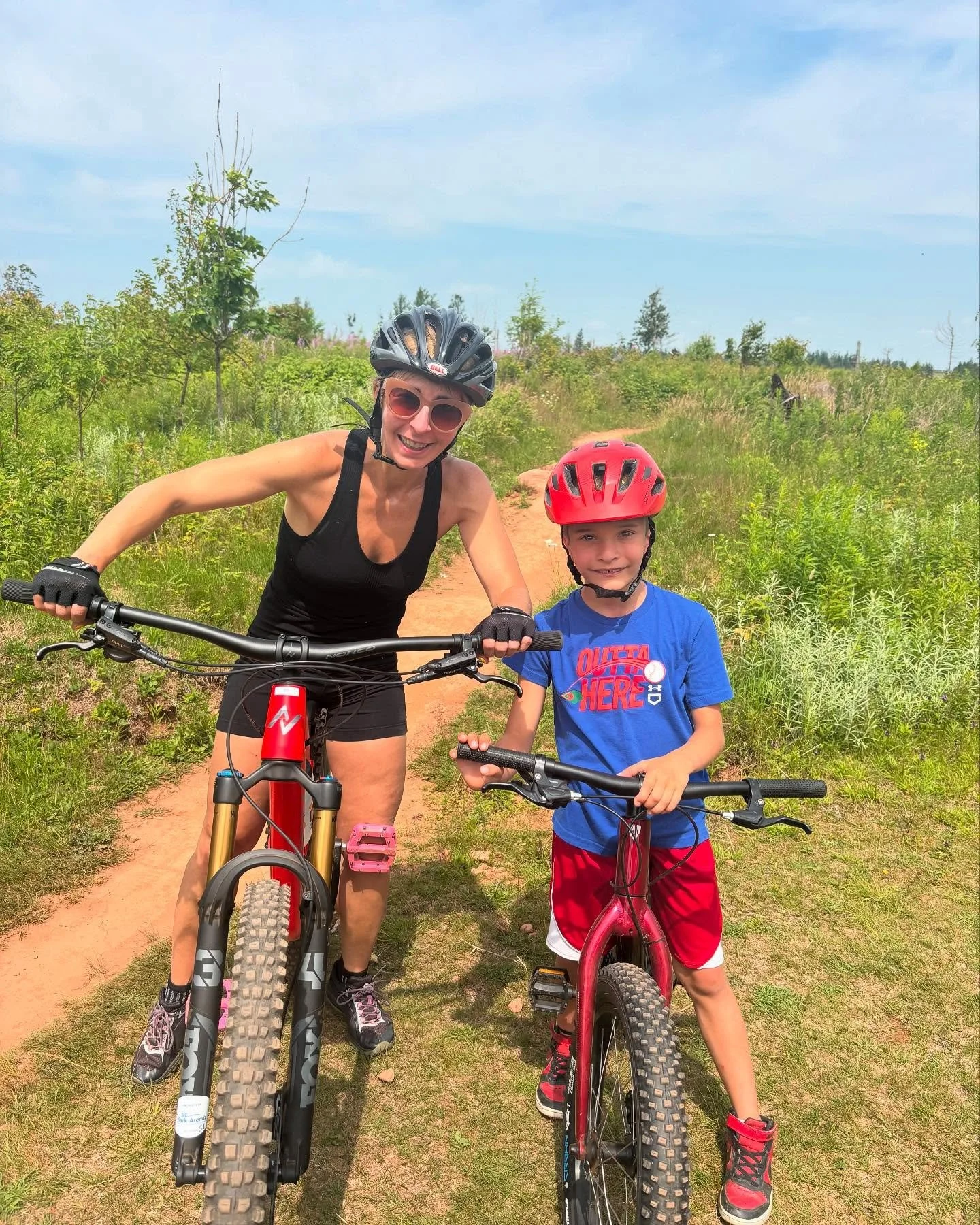 Before and after photos of my first mountain biking adventure. 😂 

I was having a blast until I wrecked and broke my leg. Super bummed because I can see why Julian and Todd love the sport so much! 

After surgery and three days in the hospital, I&rs