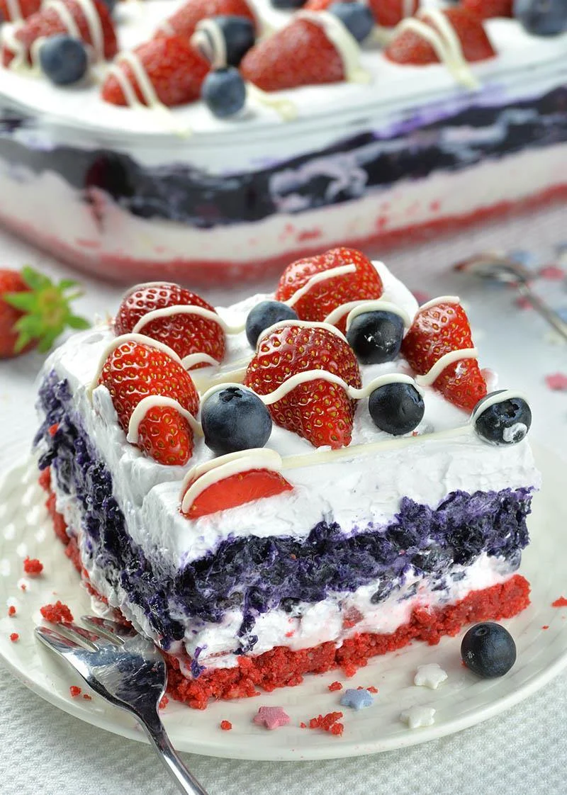 Summer-Berry-Lasagna-4th-of-July-Lassagna-1.jpg