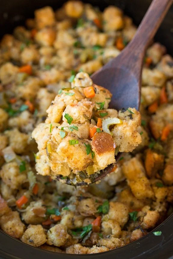 slow_cooker_stuffing2 cooking classy.jpg