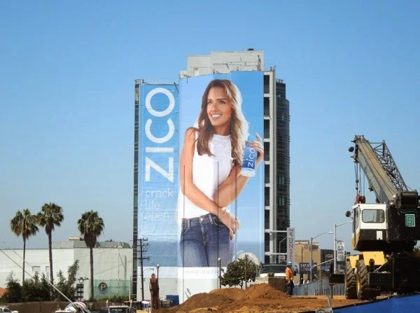 Giant+ZICO+Jessica+Alba+billboard.jpg