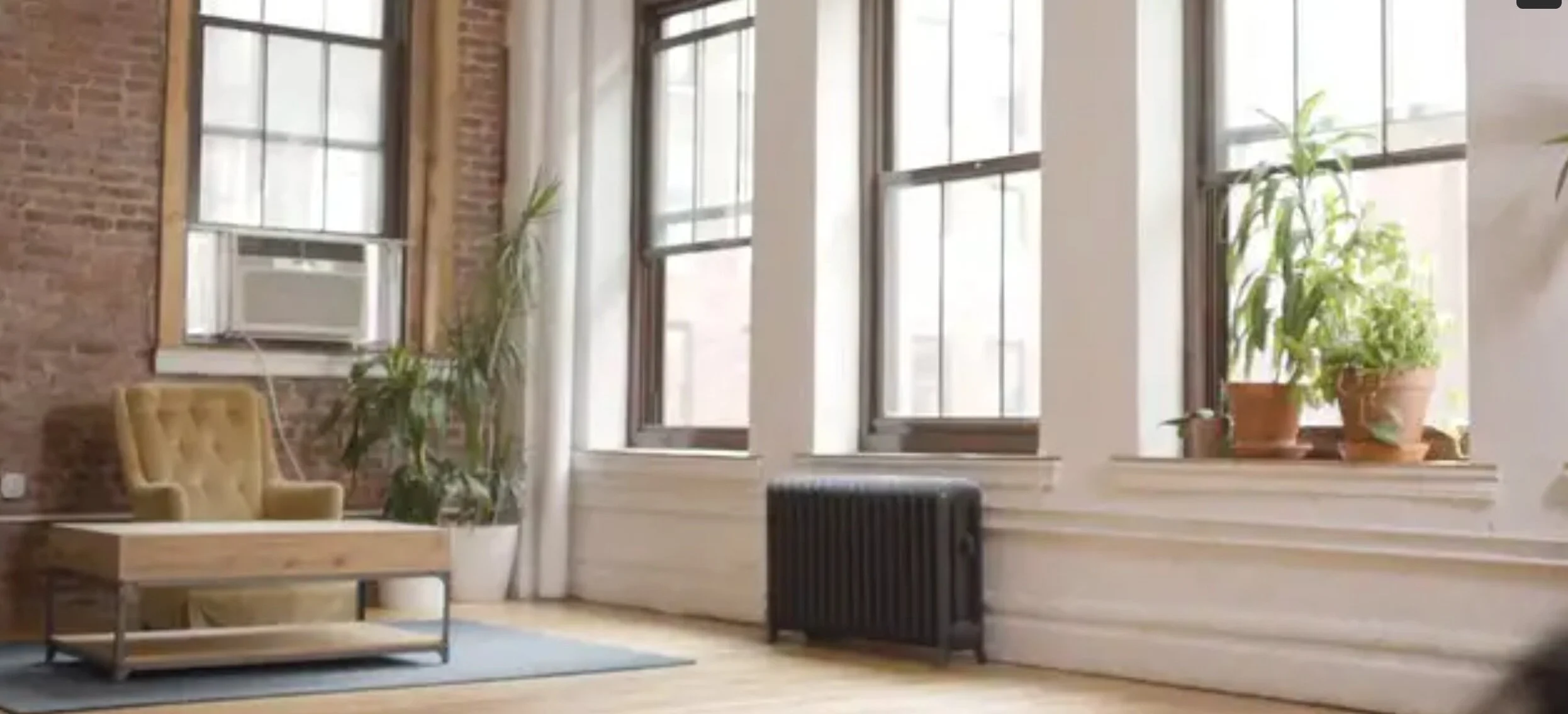 Behind the Scenes Video of a Virtual Customer Photoshoot