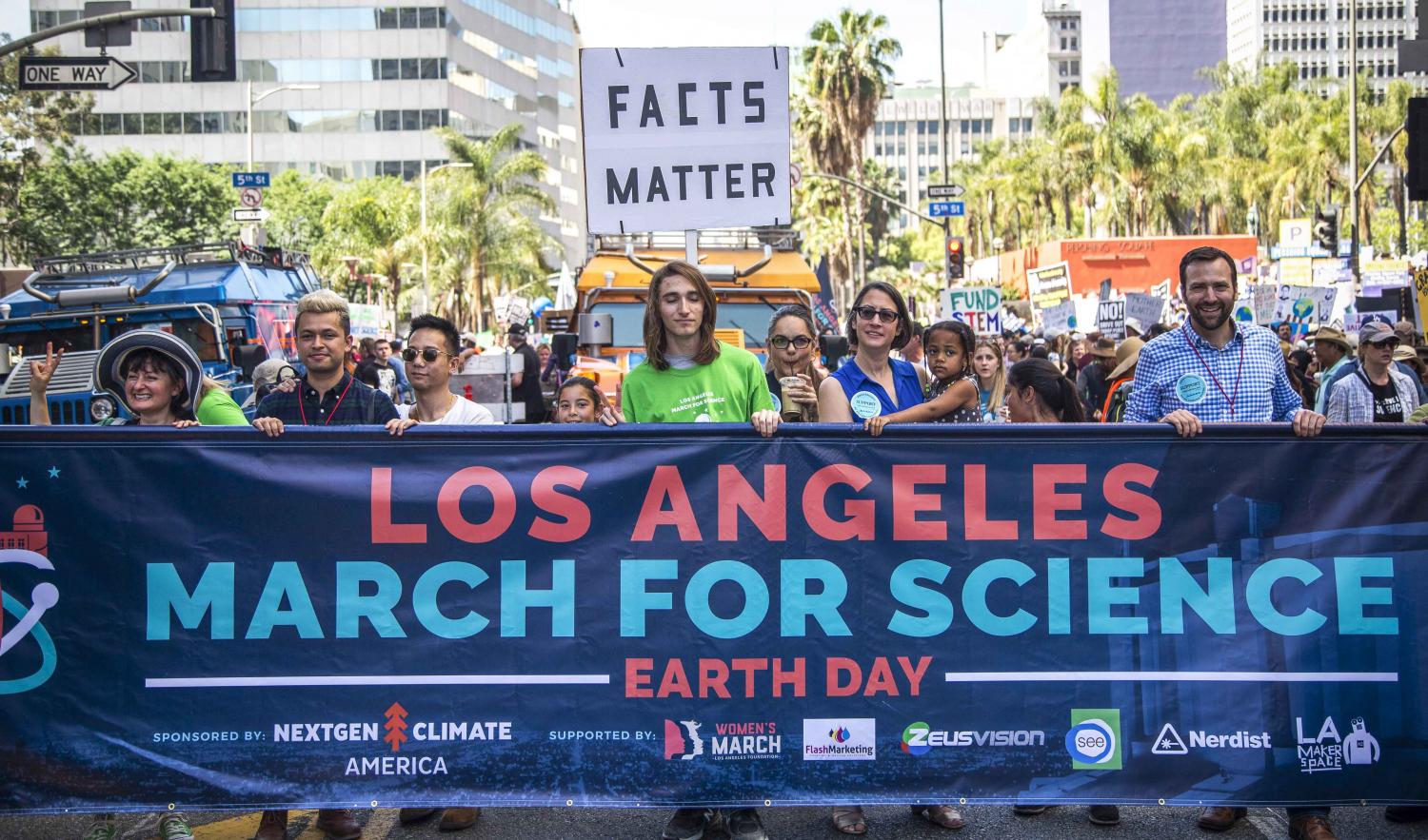  Science in Los Angeles to mark an annual event - Earth Day, which is celebrated worldwide on April 22. The demonstration started at Pershing Square and headed to the city council, where speakers talked about the importance of scientific research. So