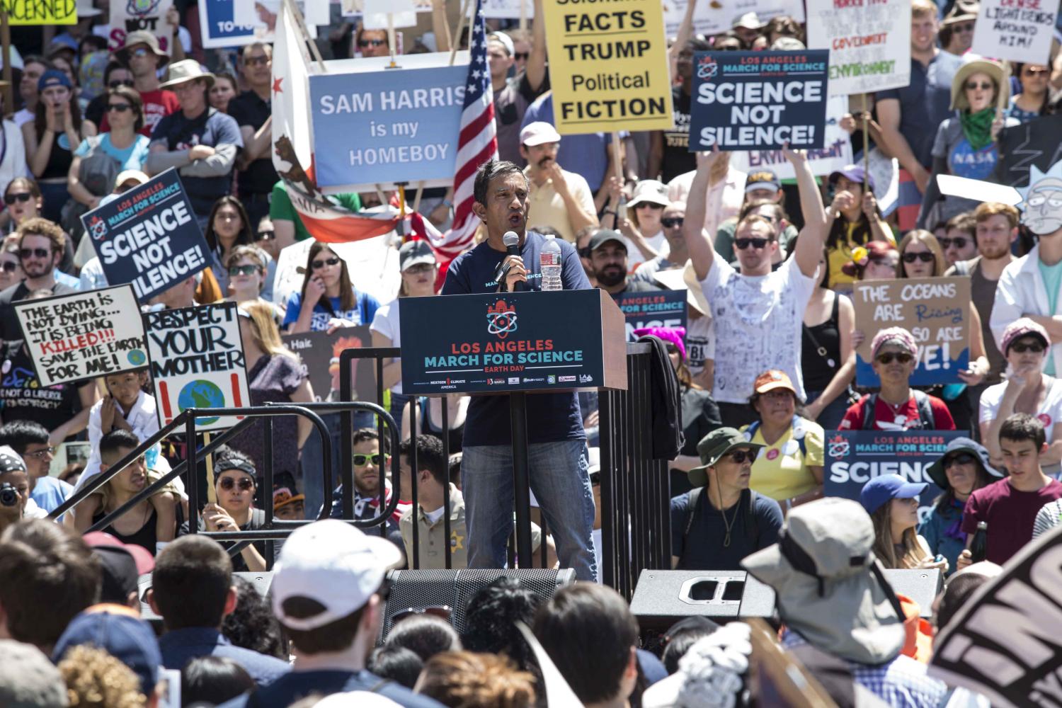  Nitin Apte, Chief Executive Officer and President at Materia Inc. speaks to the thousands of March for Science protesters in attendance in front of Los Angles City Hall about the importance of billionaires like him getting involved with the issues o