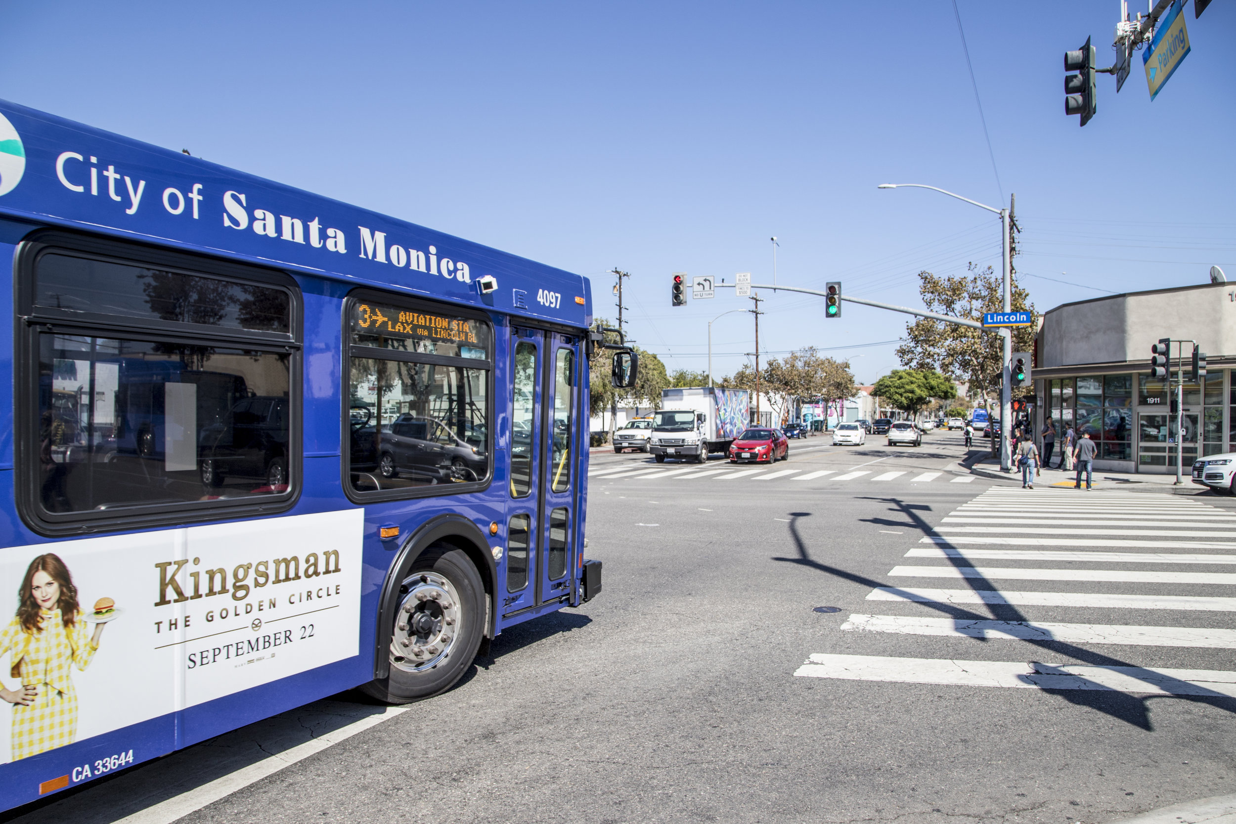  In Santa Monica, Calif. new peak hour didicated bus lanes will be included in the Lincoln Neighbohood Corridor Plan (The LiNC) which will hopefully help increase rideship and efficiency. On October 4, 2017 the Big Blue Bus commutes its daily route o
