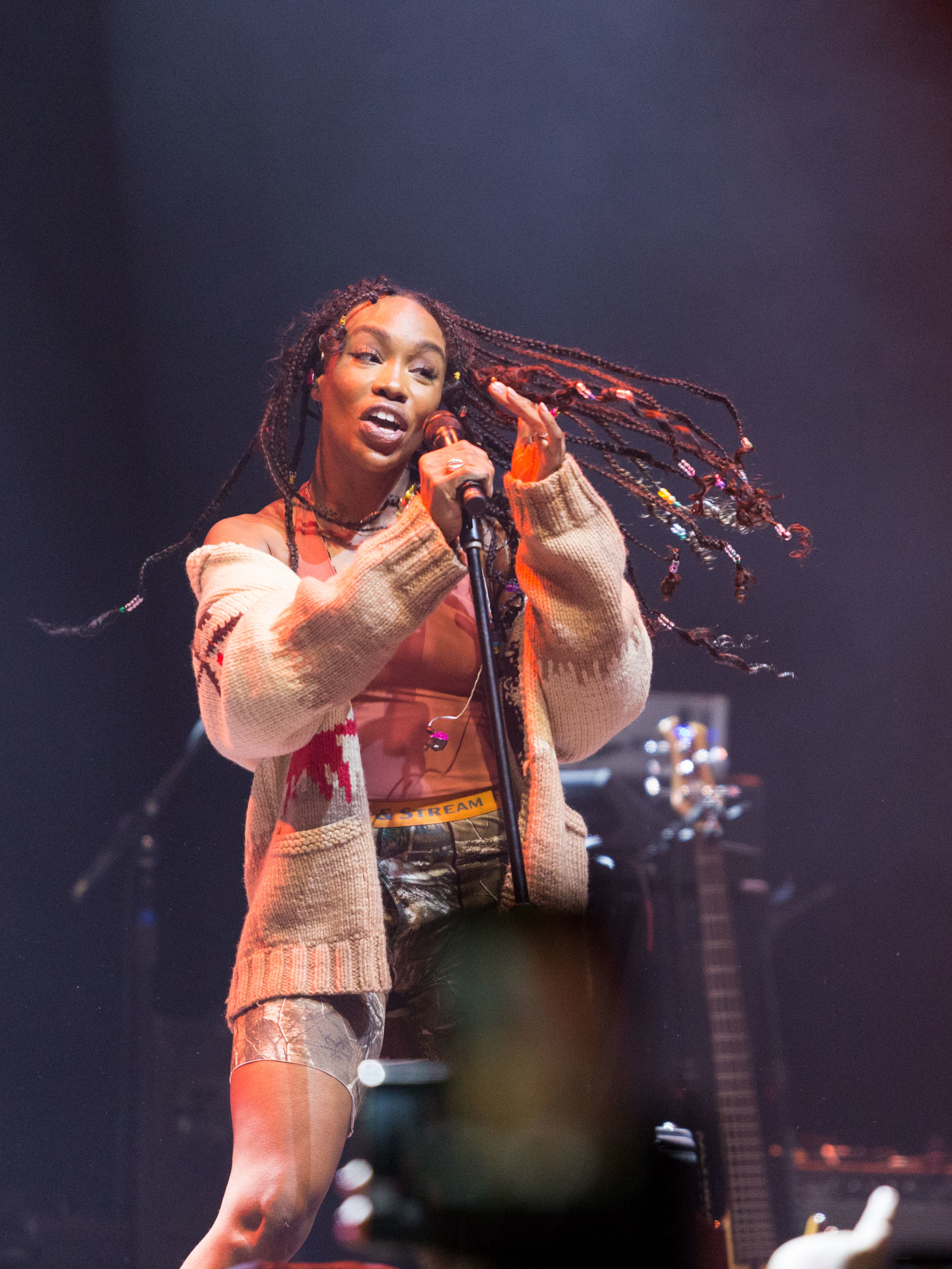  American R&amp;B singer Solána Imani Rowe "SZA" dances on stage during her performace of "Broken Clocks" off of her debut album "Ctrl" at the Novo in Los Angeles, Calif. on Tuesday, Nov. 14, 2017. The show was not orignially on SZA's "Ctrl" tour but