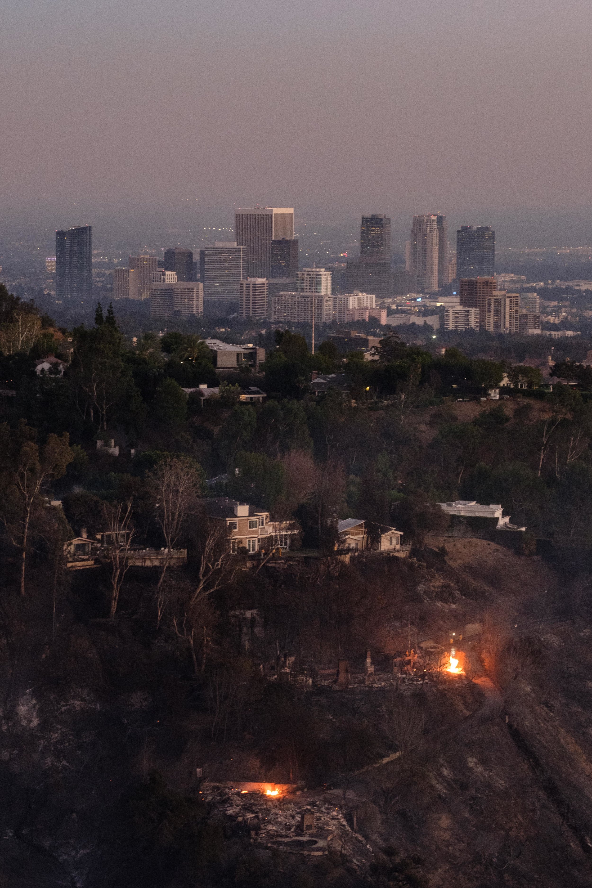 Houses turned to rubble by the Skirball Fire that started in the early morning in Los Angeles, Calif. On Dec. 6, 2017. (Photo by Jayrol San Jose) 