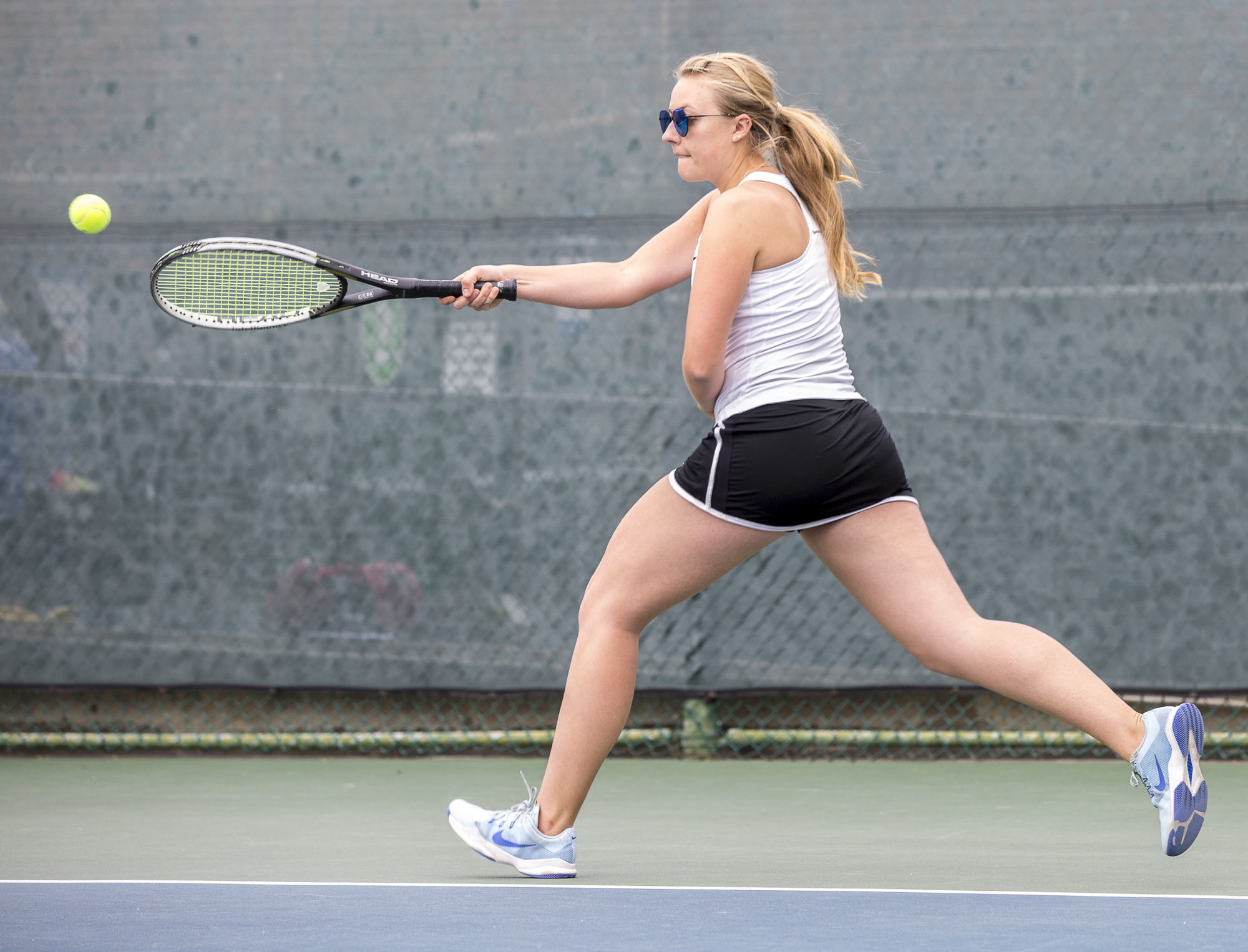  Santa Monica College Corsair Amanda Golling (#3, singles) prepares for a powerful, forehand swing against her Glendale City College Vaquero opponent at the Ocean View Park Tennis Courts in Santa Monica, California on Tuesday, March 20 2018. Golling 
