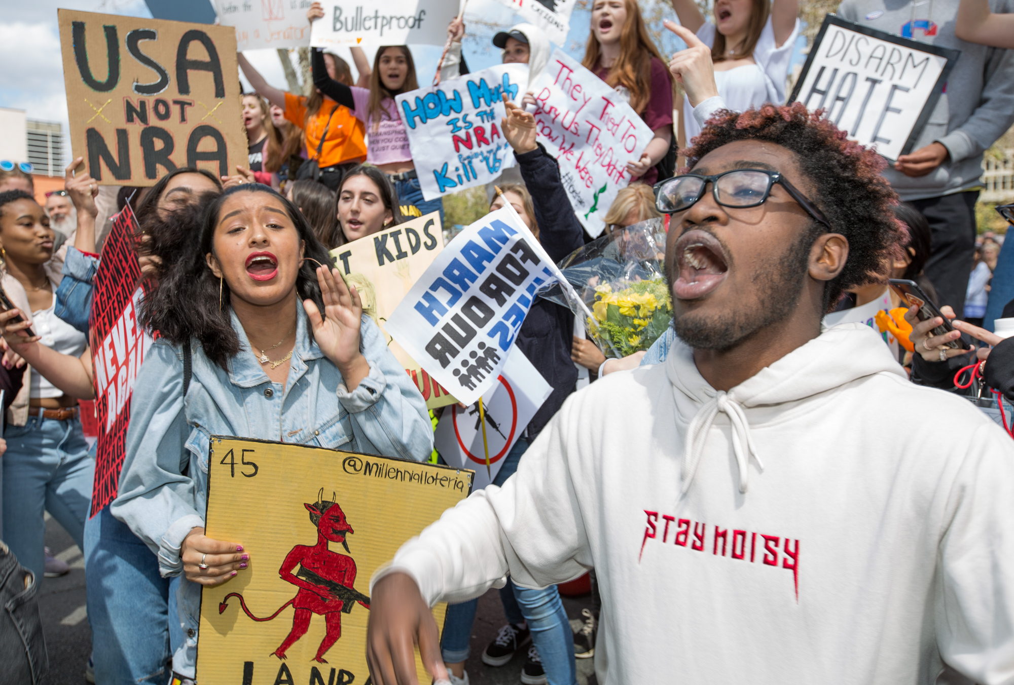  Young activists chant gun control next to City Hall during the March for Our Lives rally on March 24, 2018, in Los Angeles, California. (Daniel Bowyer/Corsair Photo) 
