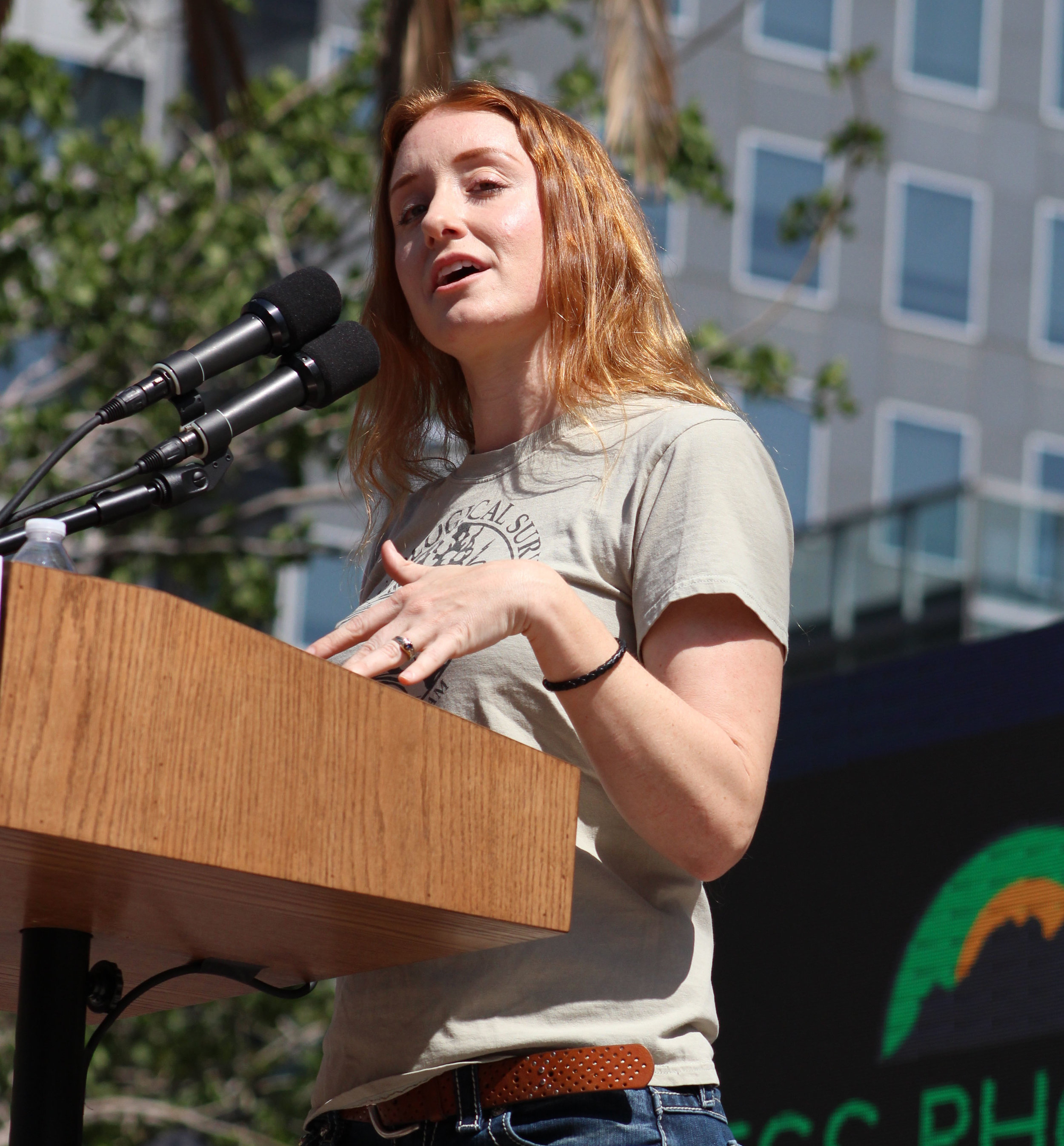  Jess Pheonix, volcanologist, geologist, and executive director/co-founder of nonprofit environmental  research organization Blueprint Earth, discusses how “anyone can be a scientist,” at  the LA March for Science in Pershing Square, Los Angeles, Cal