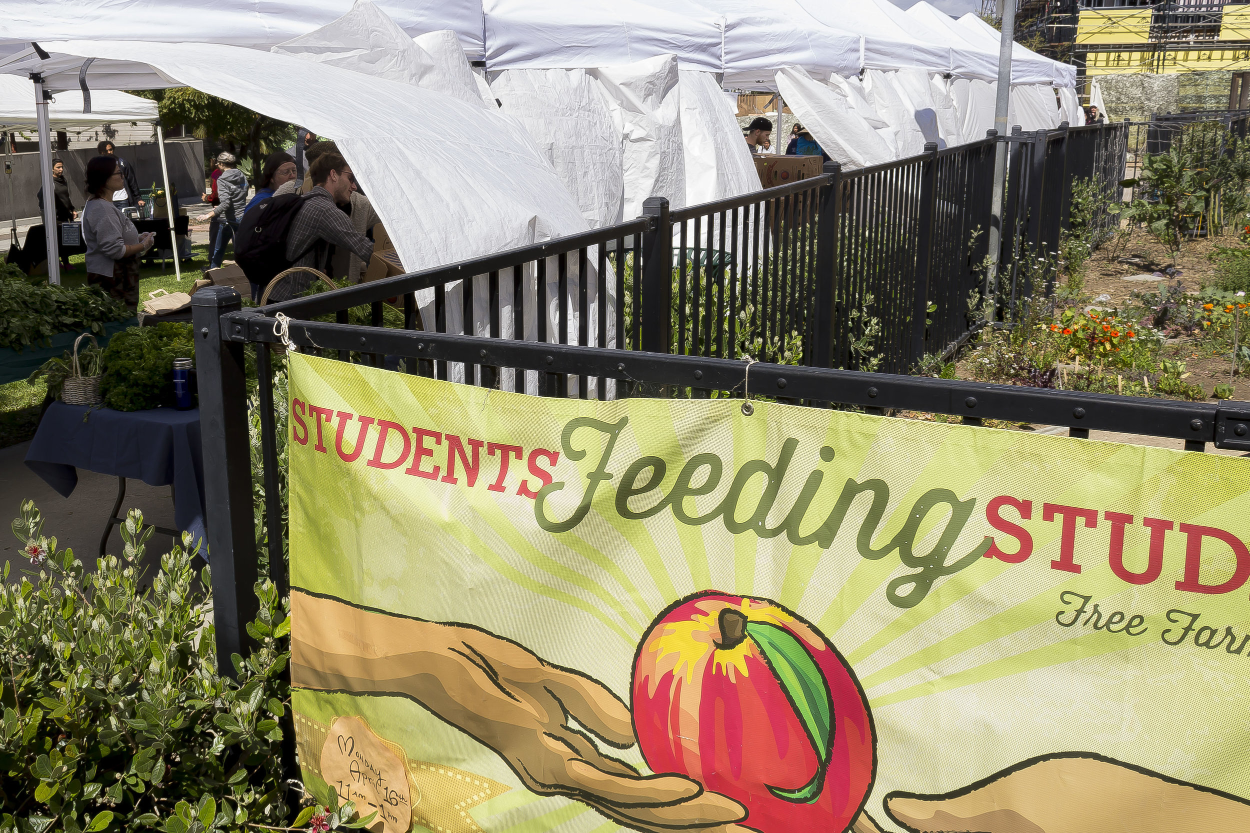  Earth Week started with 'Students Feeding Students' Free Farmers Market & Food Demos on Monday, April 16, 2018. At Santa Monica College, Santa Monica California. (Emeline Moquillon/Corsair Photo) 