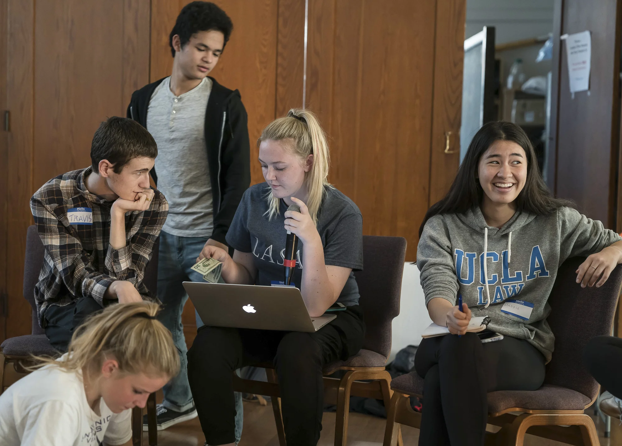 Students from several Los Angeles area high schools met in Santa Monica, California on Tuesday, April 17, 2018 to discuss a planned walkout and protest rally at Santa Monica City Hall on Friday, April 20. Clockwise from lower left: Siri Storstein, Travis Ackermann, Lorenzo De Los Reyes, Camille Hannant, and Maddie Fenster. (Helena Sung/Corsair Staff)