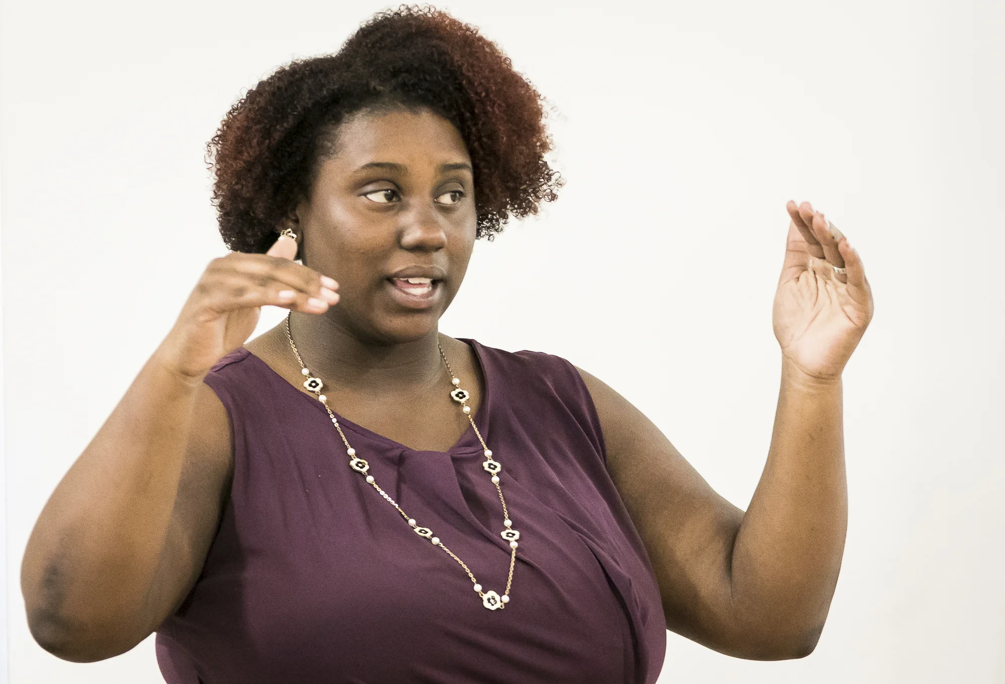 Santa Monica College career counselor Destiny Johnson speaks to Santa Monica College students at a workshop regarding using social media in the job search held at Humanities and Social Sciences building, room HSS 154 on Thursday, May 31, 2018. (Santa Monica, California, Thursday, May 31, 2018.) (Ashutosh Bikram Singh/Corsair Photo)