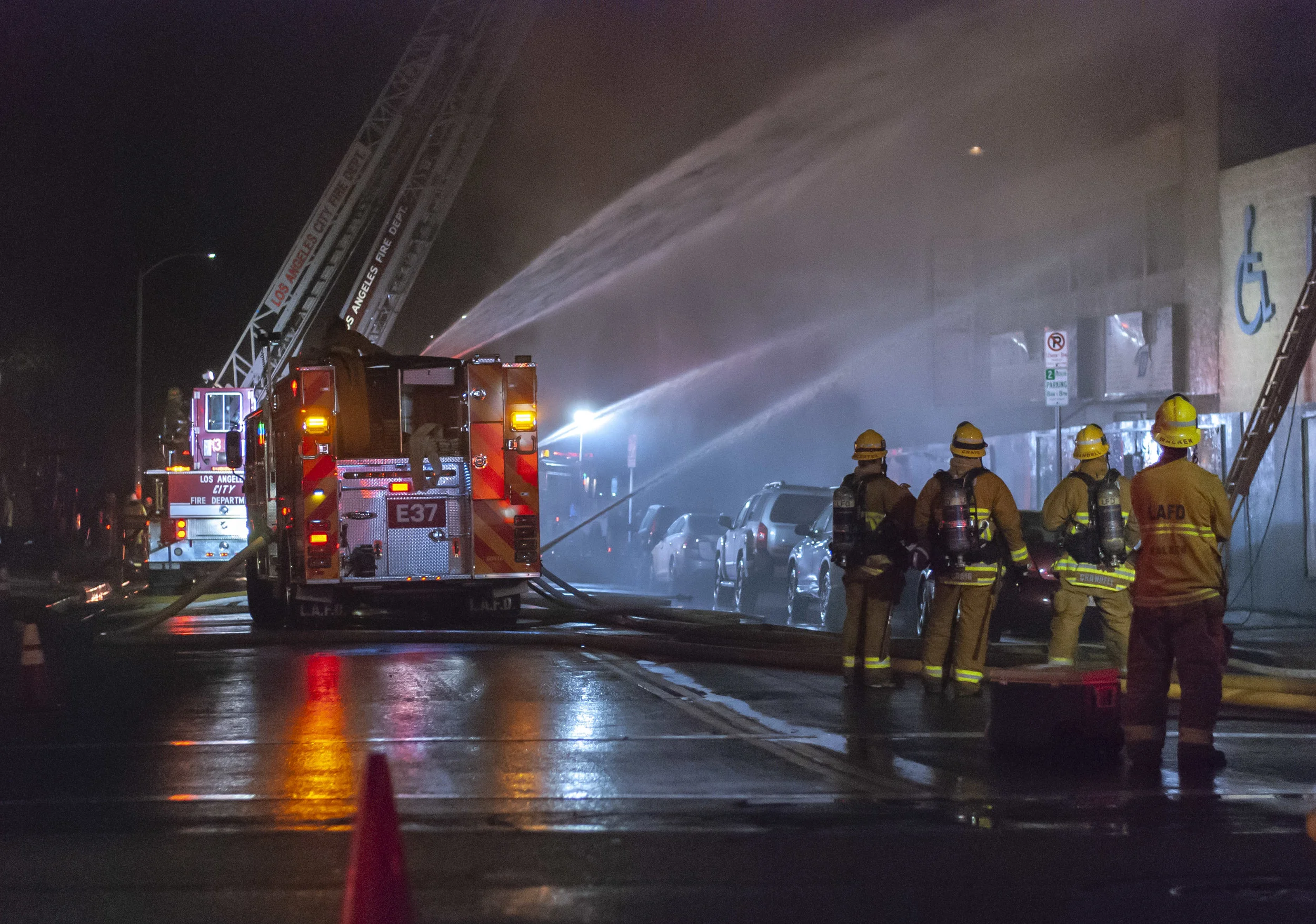 Smoke Rises in Structure Fire Near Sawtelle — The Corsair