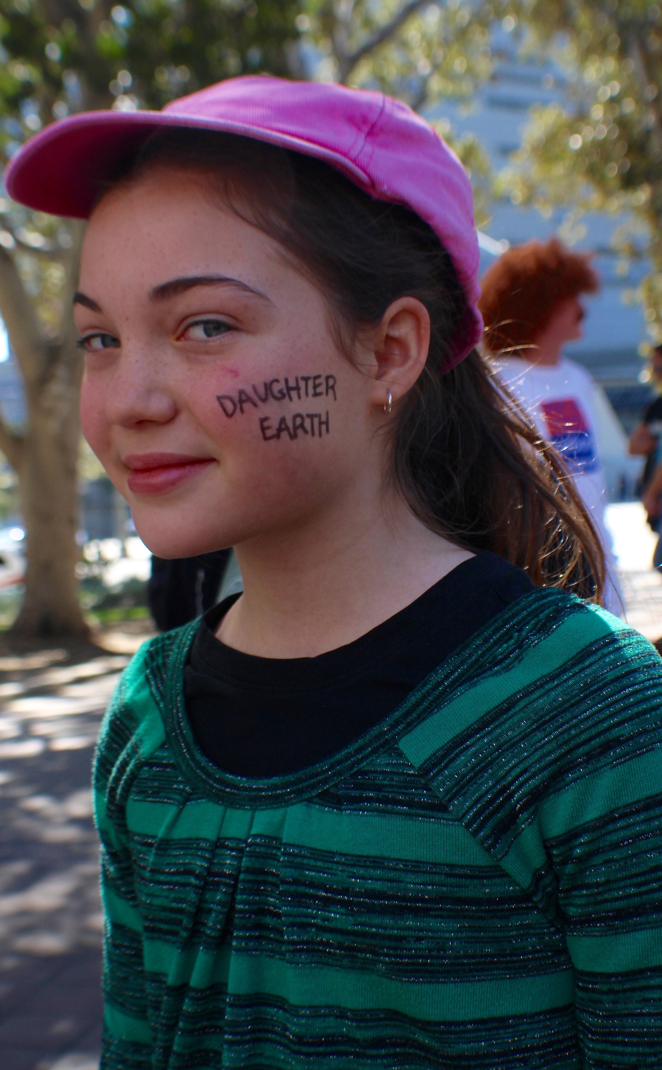  Marietta Compton prepares for the March 15 #FridaysforFuture Climate Strike in front of downtown Los Angeles' City Hall. (Pyper Witt/ Corsair Staff) 