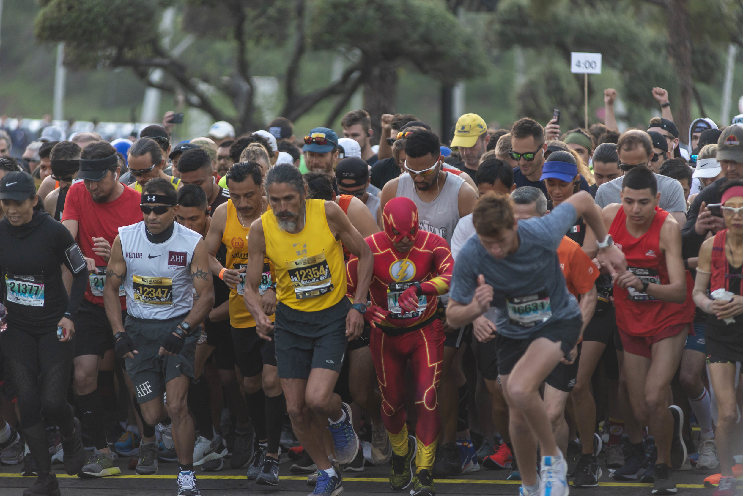  Los Angeles Marathon participants explode off the starting line at the 34th Los Angeles Marathon on Sunday, March 24, 2019, at Dodger Stadium in Los Angeles, Calif. (Photo by Andrew Narvaez) 