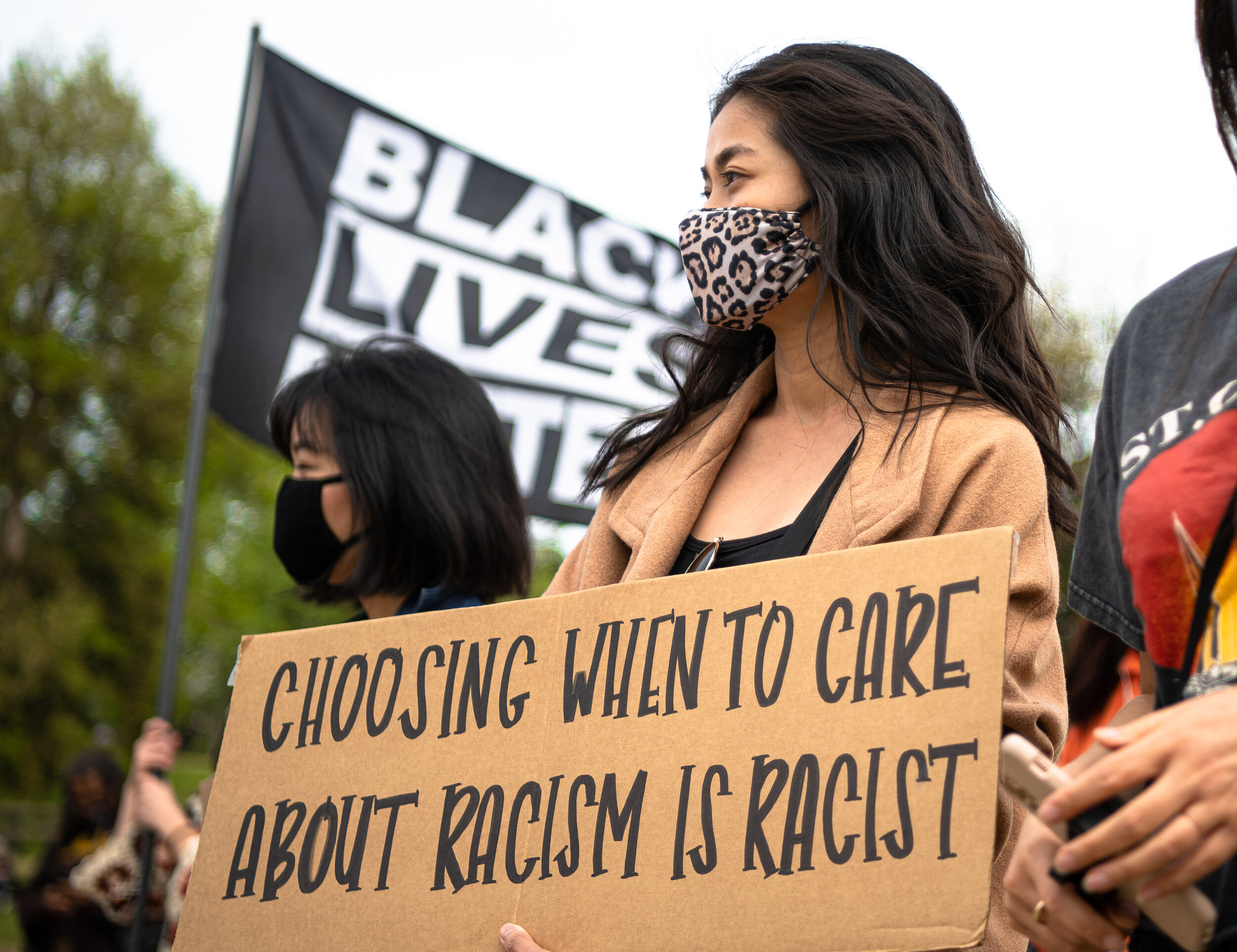  A Black Lives Matter supporter proudly displays her sign at the memorial event held for George Floyd on April 25, 2021 in Hollywood Calif. (Jon Putman / The Corsair) 