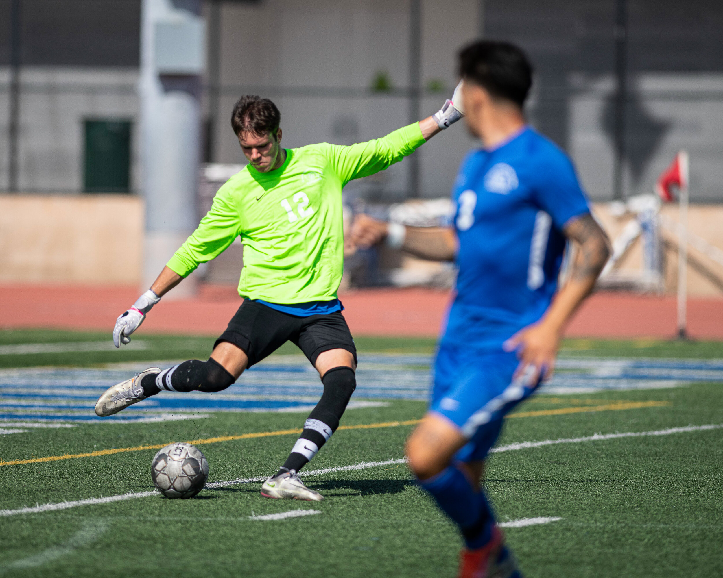  Santa Monica College Goalie Carlos Flores (12), kicks the ball down field to his open players on September 14, 2021, at Santa Monica College in Santa Monica, Calif. (Jon Putman | The Corsair) 